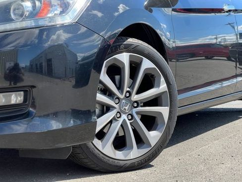Used 2014 Honda Accord Sport image 2