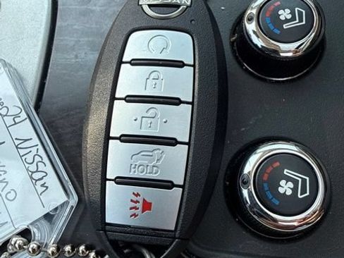 Used 2024 Nissan Murano Platinum w/ Cargo Package AWD/4WD image 18