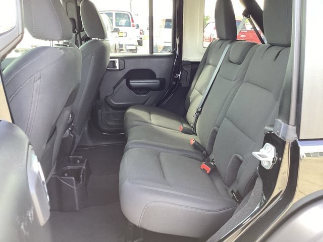 Used 2021 Jeep Wrangler Unlimited Sport AWD/4WD image 7