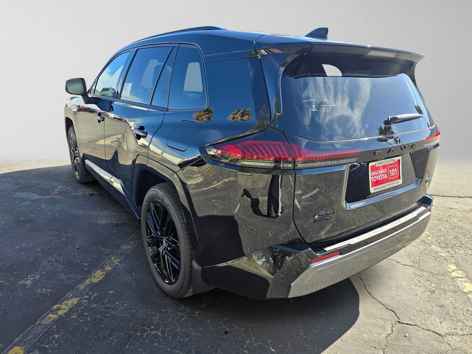 New 2026 Toyota RAV4 XSE w/ Panoramic Sun Roof Package AWD/4WD image 5