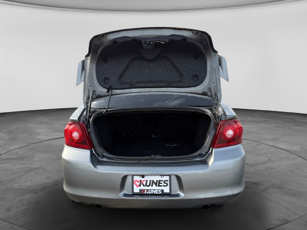 Used 2012 Dodge Avenger SXT Plus FWD image 40