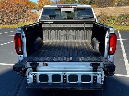 Used 2022 GMC Sierra 1500 SLT w/ SLT Premium Package image 38
