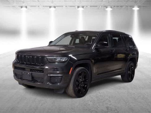 Used 2023 Jeep Grand Cherokee L Limited w/ Luxury Tech Group II image 4