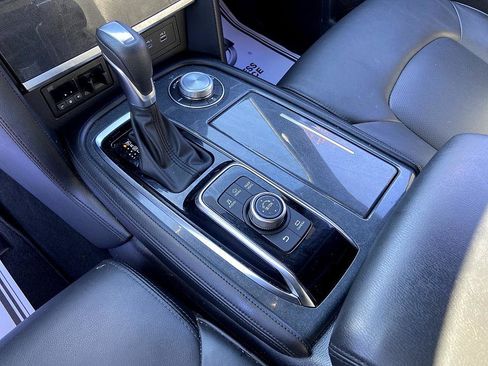 Certified 2024 Nissan Armada SL w/ Midnight Edition Package image 15