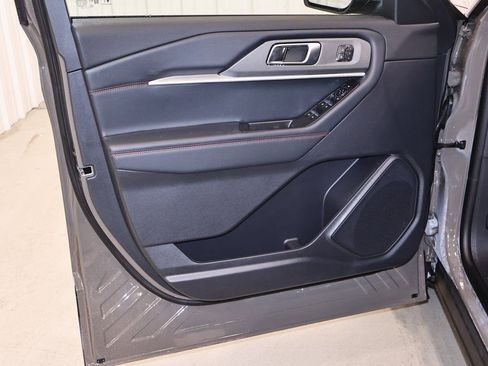 New 2026 Ford Explorer ST-Line w/ ST-Line Street Pack image 10