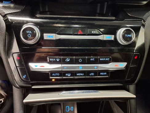 Used 2022 Ford Explorer ST-Line image 15