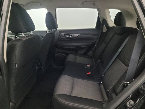 Used 2017 Nissan Rogue SV AWD/4WD image 18