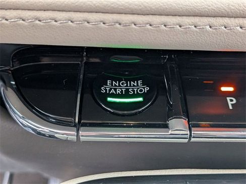 Used 2022 Lincoln Nautilus Reserve image 22