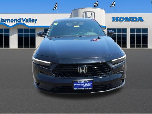 Used 2025 Honda Accord Sport image 2