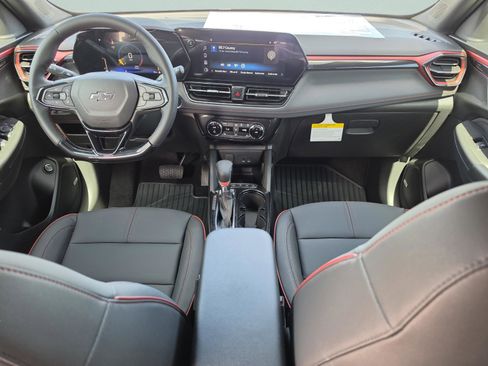 New 2026 Chevrolet TrailBlazer RS w/ Convenience Package FWD image 19