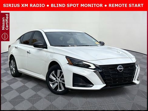 Certified 2025 Nissan Altima 2.5 S image 1