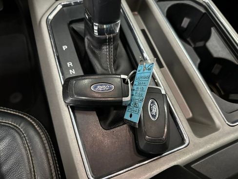 Used 2020 Ford F150 Lariat RWD image 40