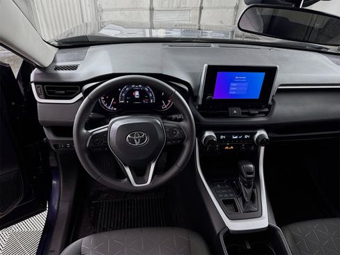 Certified 2023 Toyota RAV4 XLE image 19