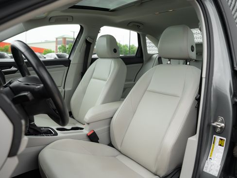 Used 2019 Volkswagen Jetta SEL FWD image 19