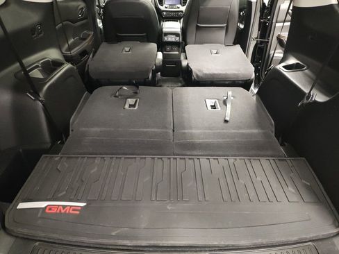 Used 2023 GMC Acadia Denali w/ Trailering Package AWD/4WD image 17
