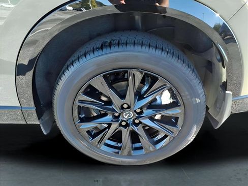 Used 2025 MAZDA CX-5 Carbon Edition image 5