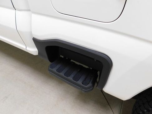 New 2026 Ford F350 Lariat w/ FX4 Off-Road Package image 15