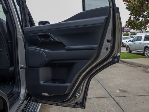 Used 2026 Lexus GX 550 AWD/4WD image 41