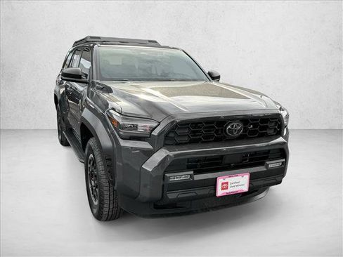 Certified 2025 Toyota 4Runner 4WD image 3