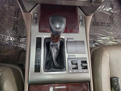 Used 2016 Lexus GX 460 w/ Premium Package AWD/4WD image 27