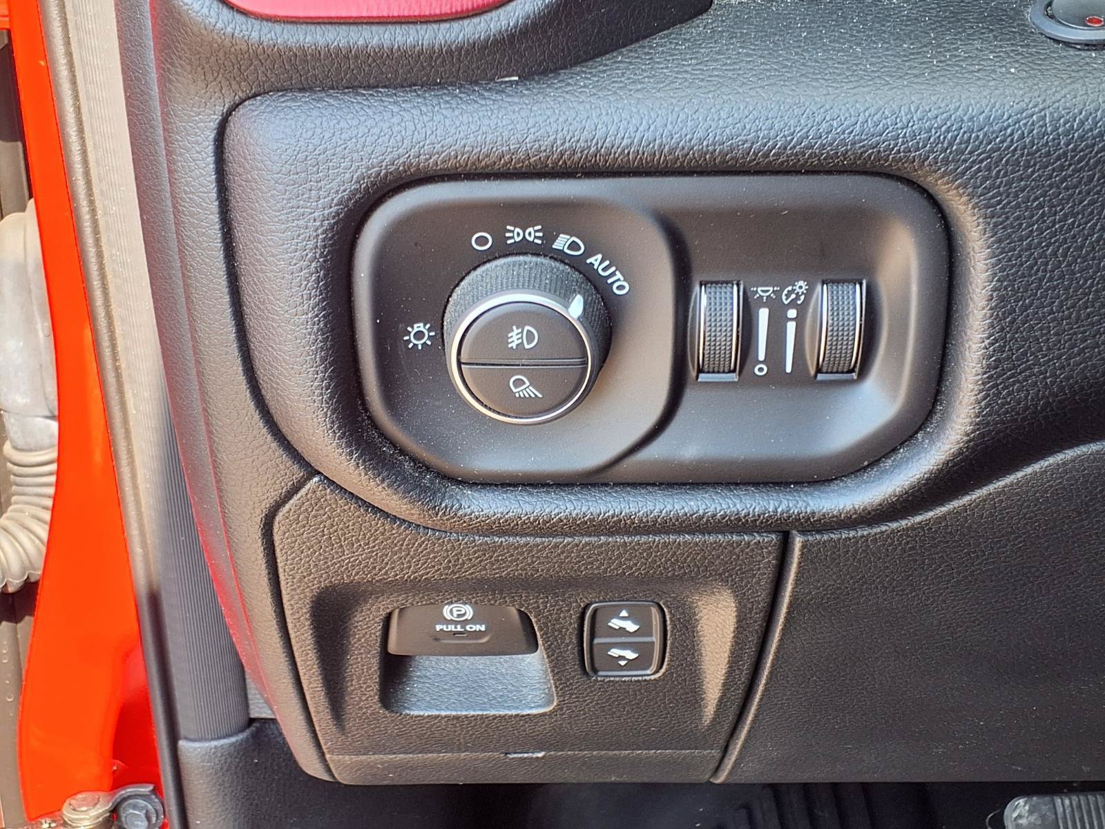 Used 2019 RAM 1500 Rebel w/ Rebel Level 2 Equipment Group AWD/4WD image 21