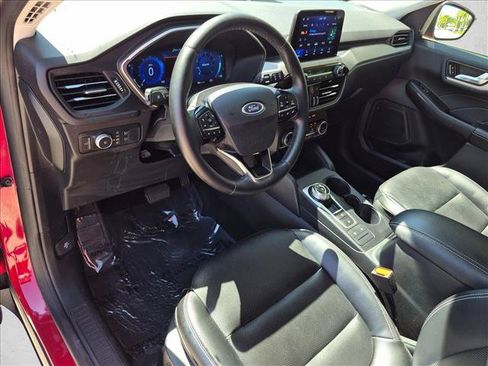 Used 2022 Ford Escape SEL w/ Technology Package AWD/4WD image 10