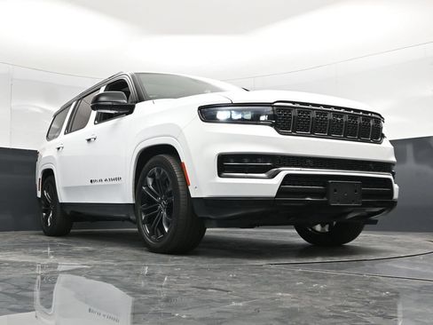 Used 2024 Jeep Grand Wagoneer Series II Obsidian w/ Quick Order Packagew 28T AWD/4WD image 64