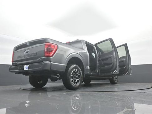 Certified 2022 Ford F150 XLT w/ Equipment Group 302A High image 37