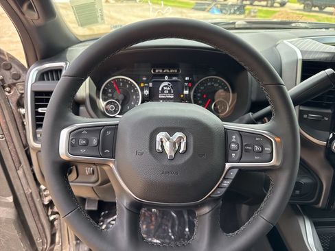 New 2026 RAM 2500 Big Horn AWD/4WD image 10