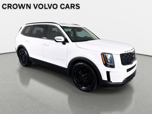 Used 2021 Kia Telluride SX w/ SX Prestige Package AWD/4WD image 3
