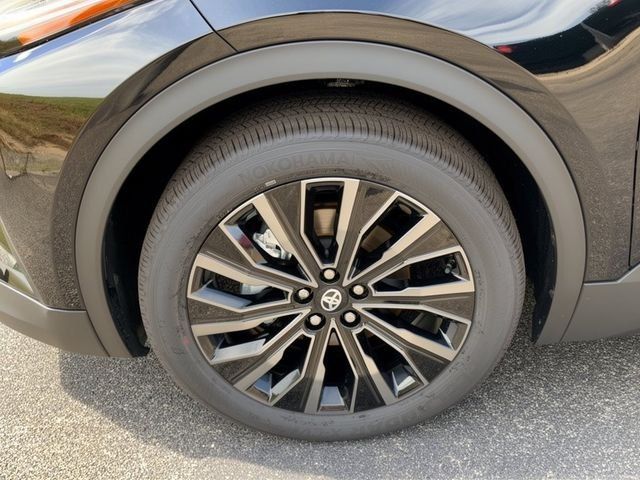 New 2026 Toyota C-HR AWD/4WD image 12