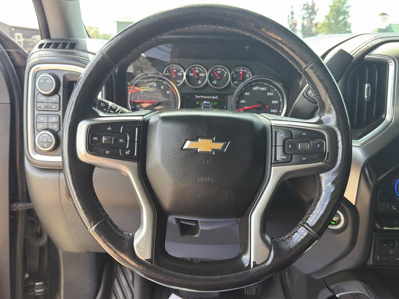 Used 2021 Chevrolet Silverado 2500 LTZ AWD/4WD image 10
