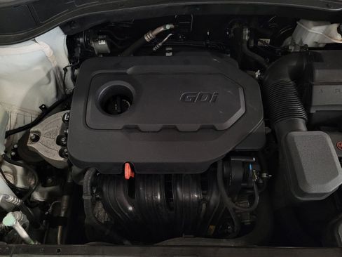 Used 2018 Hyundai Santa Fe Sport FWD image 30