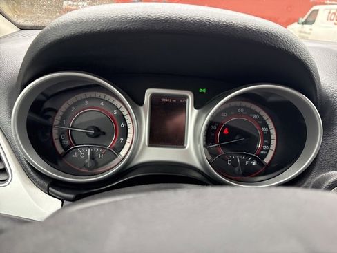 Used 2020 Dodge Journey SE w/ SE Popular Equipment Group image 14