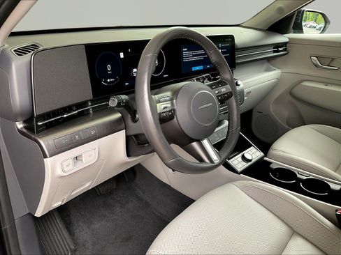 Used 2024 Hyundai Kona Limited AWD/4WD image 16