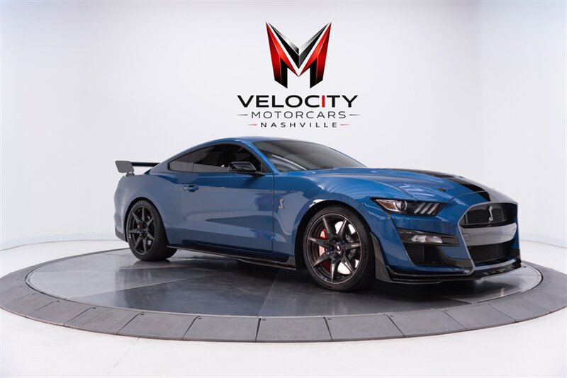 Used 2021 Ford Mustang Shelby GT500 w/ Carbon Fiber Track Pack RWD image 4
