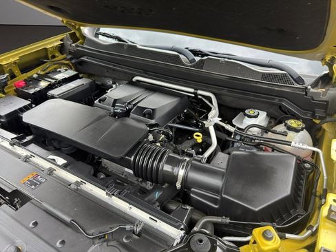 Used 2023 GMC Canyon AT4 w/ AT4 Premium Package image 27