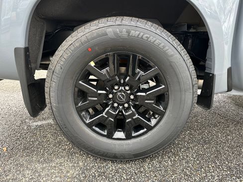 New 2026 Nissan Frontier SV w/ SV Convenience Package image 17