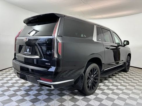 Used 2023 Cadillac Escalade ESV Premium Luxury w/ LPO, Floor Liner Package AWD/4WD image 8