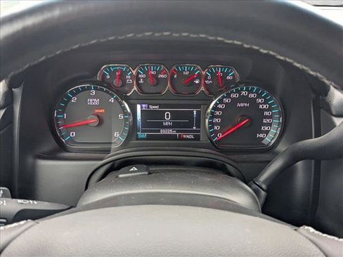 Used 2020 Chevrolet Suburban LT w/ Luxury Package image 11