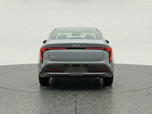 Used 2025 Kia K4 LXS image 7