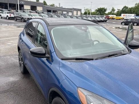 Used 2022 Ford Escape SEL w/ SEL Stealth AWD Package image 13
