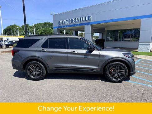 Used 2026 Ford Explorer ST-Line w/ ST-Line Street Pack RWD image 4