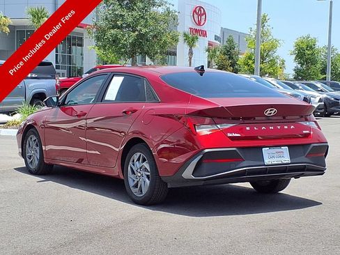 Used 2024 Hyundai Elantra Blue FWD image 6