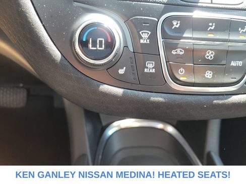 Used 2023 Chevrolet Malibu LT FWD image 28