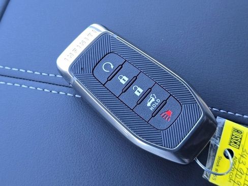 Certified 2025 INFINITI QX60 Luxe w/ Black Edition image 33