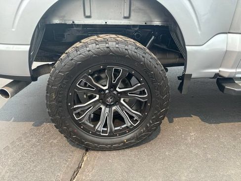 Used 2024 Ford F150 XLT AWD/4WD image 3