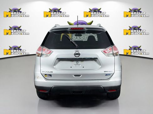 Used 2015 Nissan Rogue SV AWD/4WD image 6