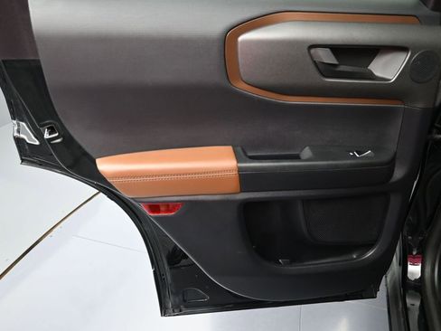 Used 2025 Ford Bronco Sport Outer Banks w/ Outer Banks Tech Package+ image 29