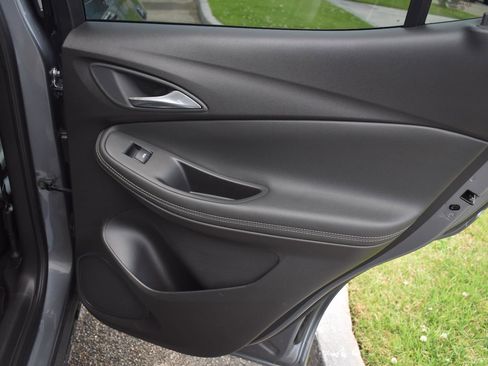 Used 2020 Buick Encore GX Select image 48